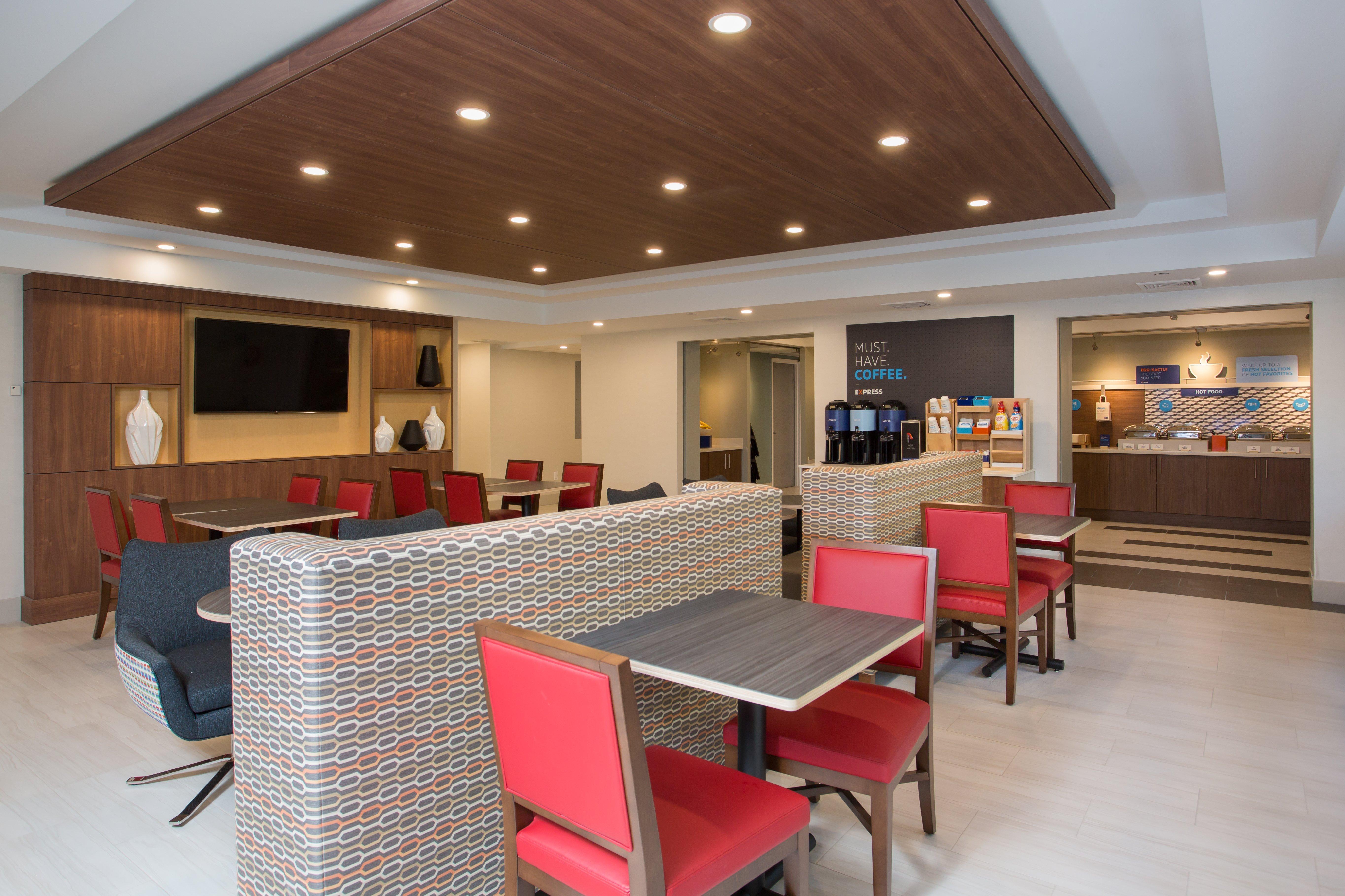 Holiday Inn Express Chelmsford By Ihg Dış mekan fotoğraf