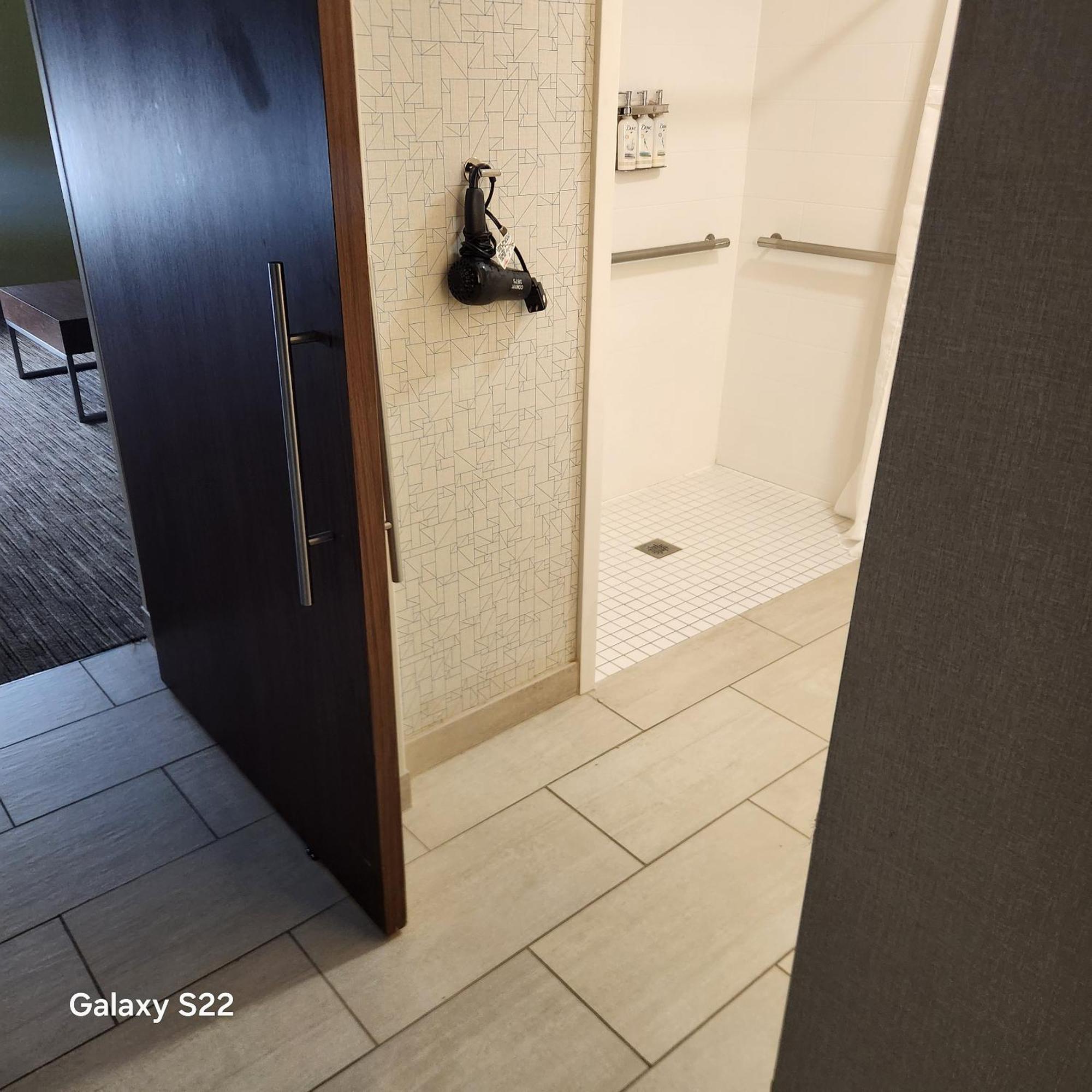 Holiday Inn Express Chelmsford By Ihg Dış mekan fotoğraf